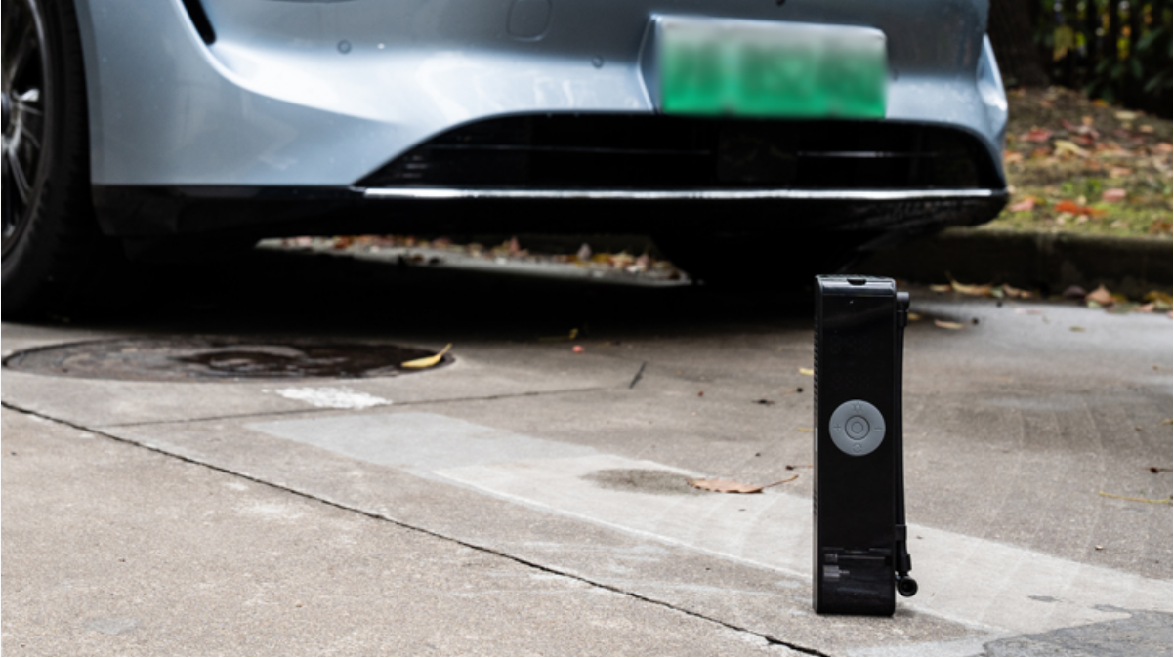 三方半智能充气泵